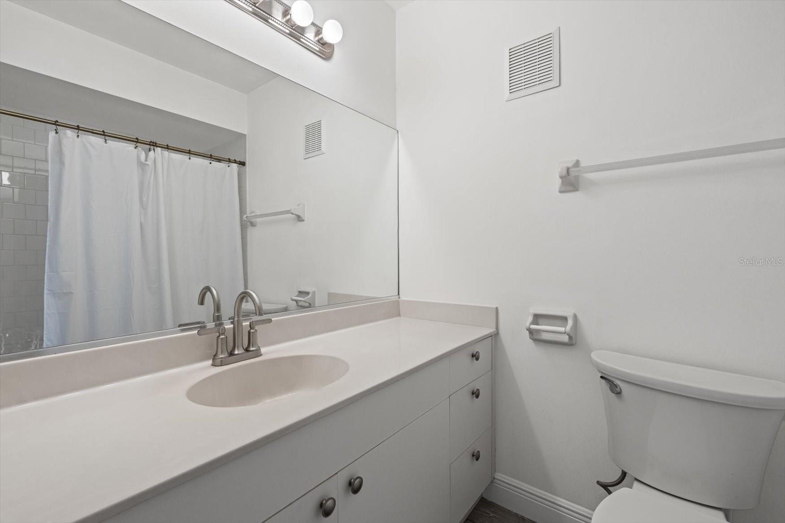 Image 24 of 65 For 970 Sandpiper Circle 970