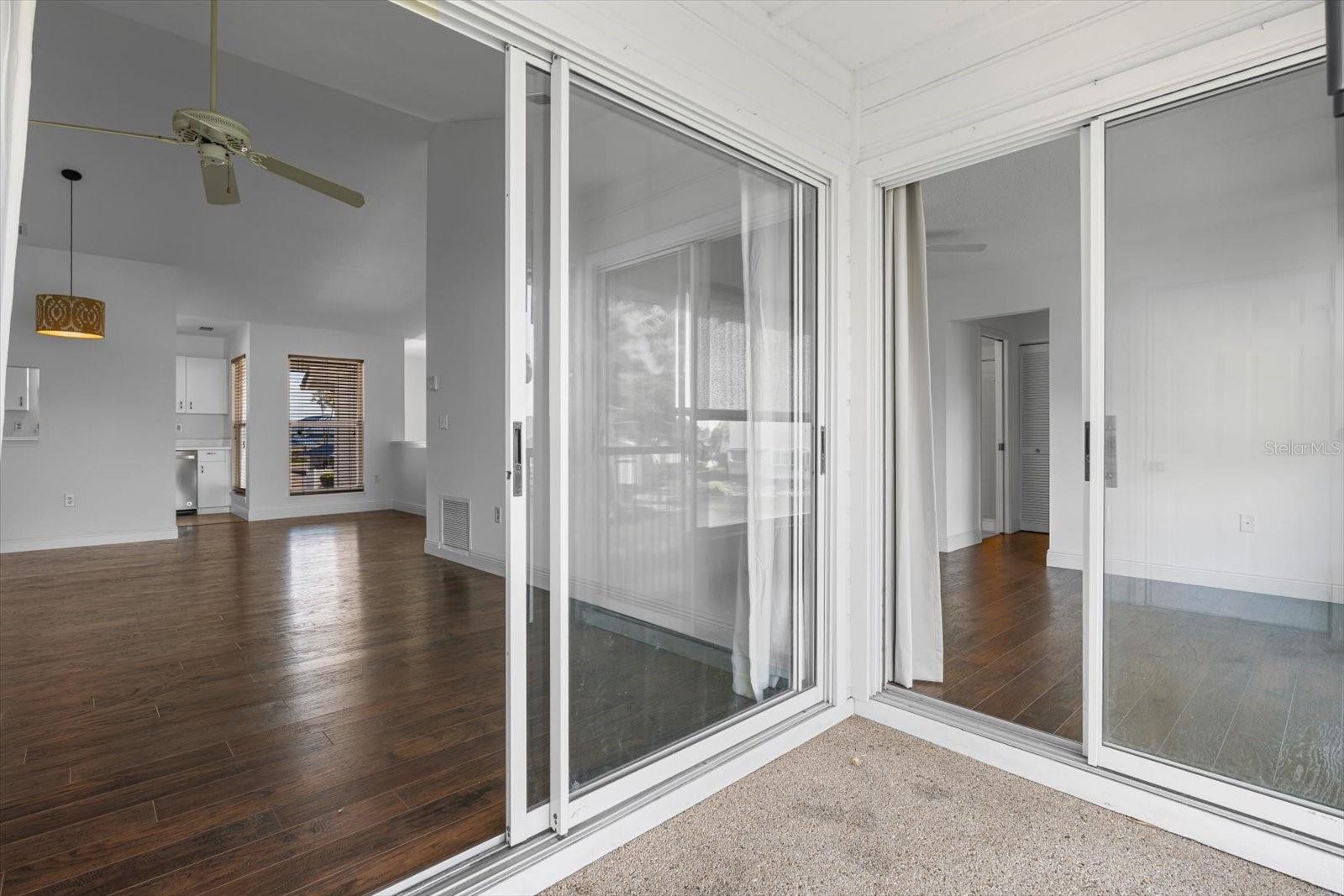 Image 33 of 65 For 970 Sandpiper Circle 970