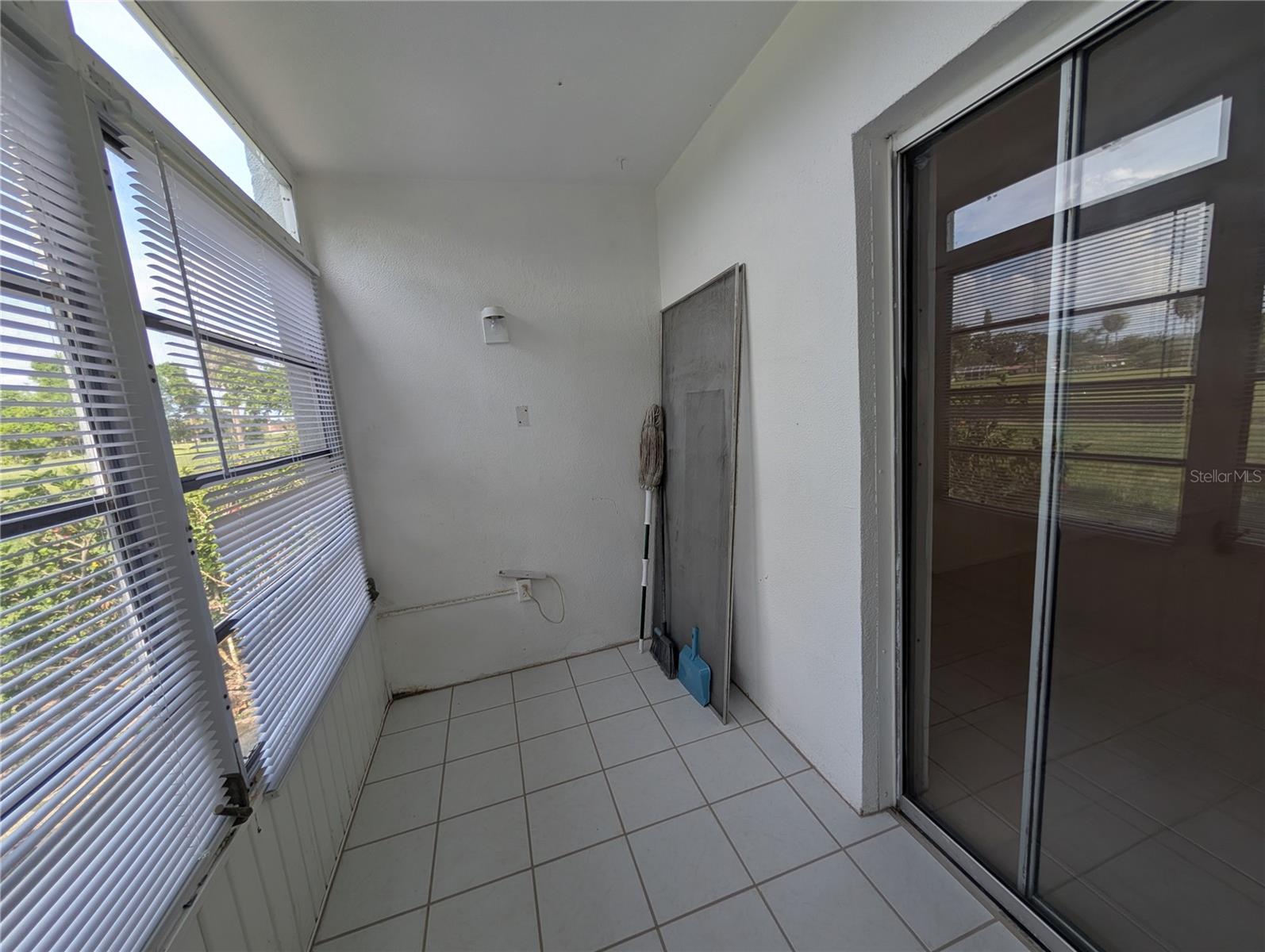 Image 10 of 13 For 3463 Bee Ridge Road 303