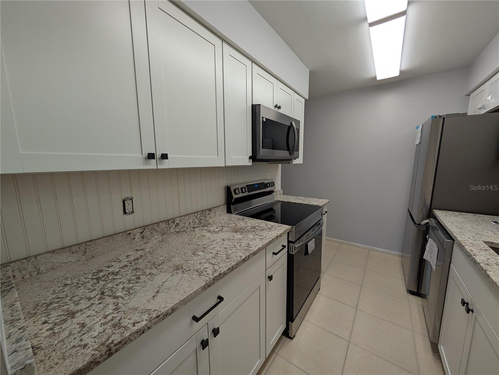Image 4 of 13 For 3463 Bee Ridge Road 303