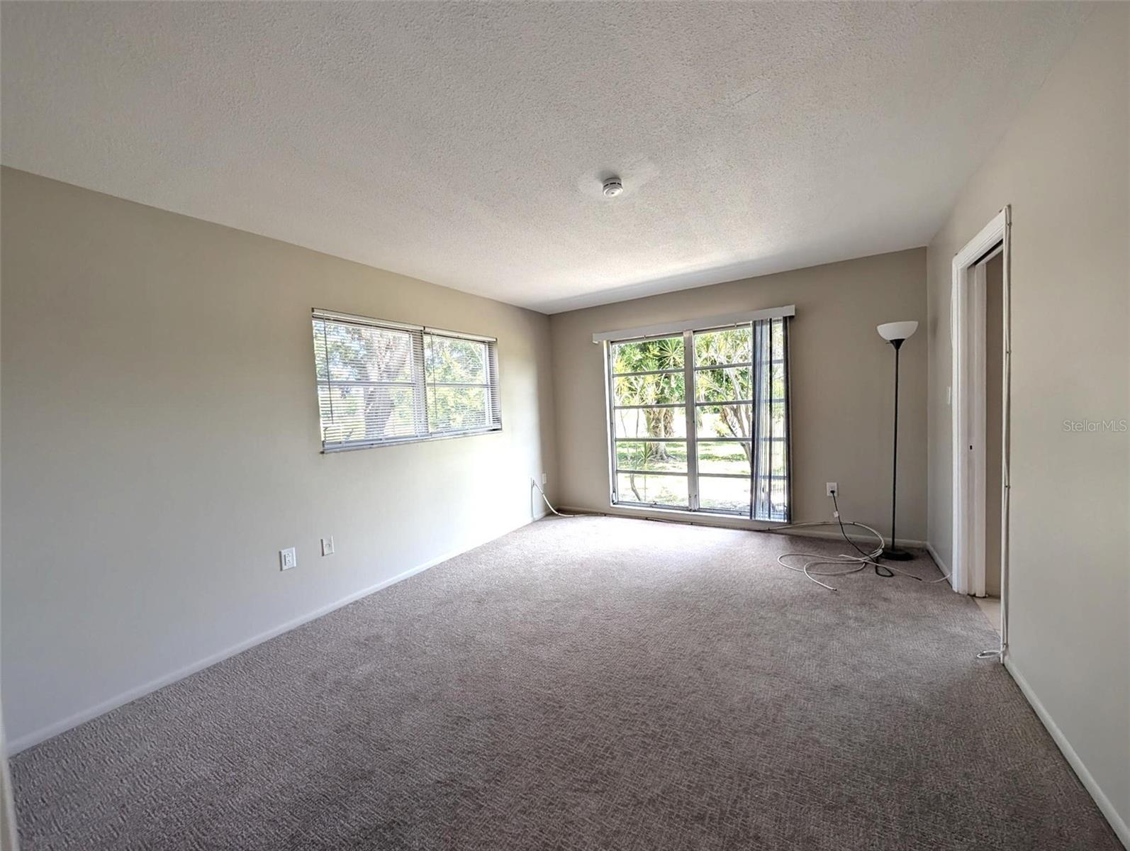 Image 6 of 13 For 3463 Bee Ridge Road 303