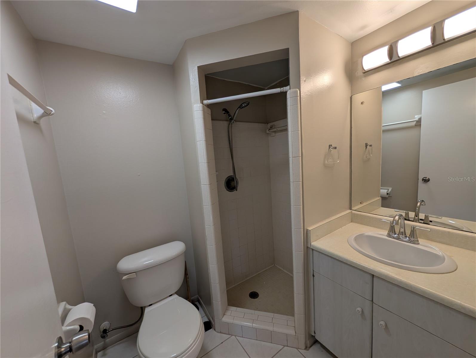 Image 7 of 13 For 3463 Bee Ridge Road 303