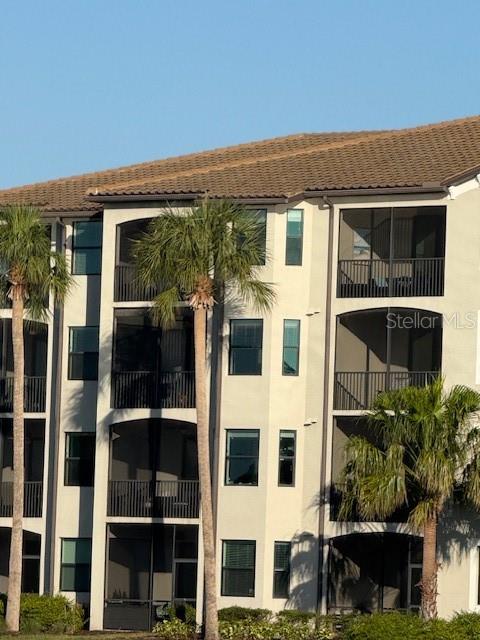 Image 4 of 83 For 17006 Vardon Terrace 405