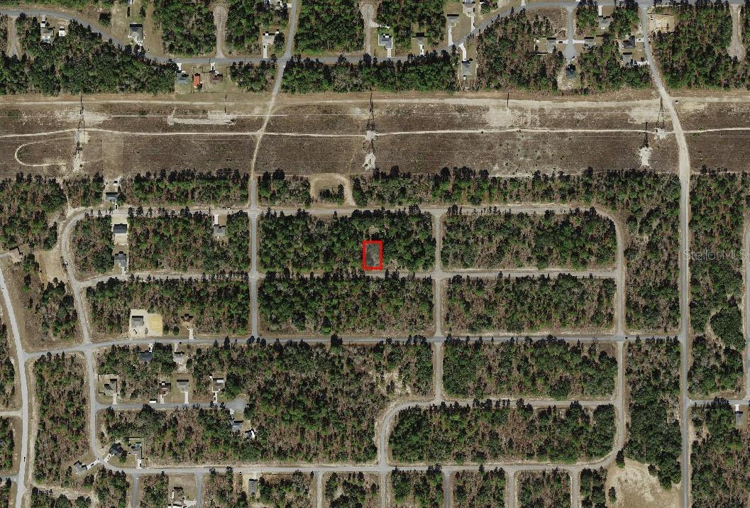 Listing photo id 2 for 2287 Bentley Street