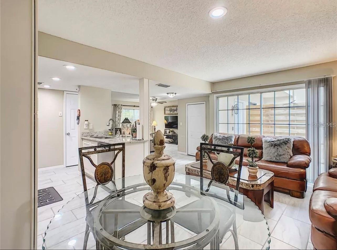 Image 6 of 18 For 1006 Longfellow Court 176c