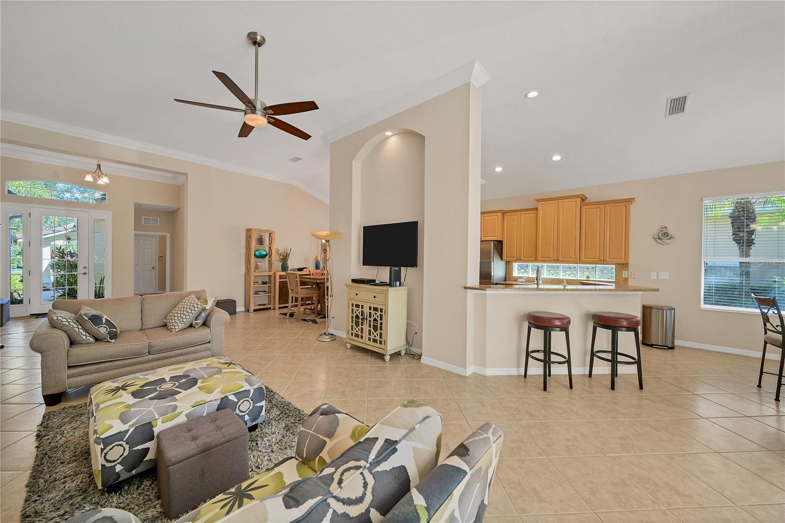 Image 5 of 26 For 7447 Edenmore Street