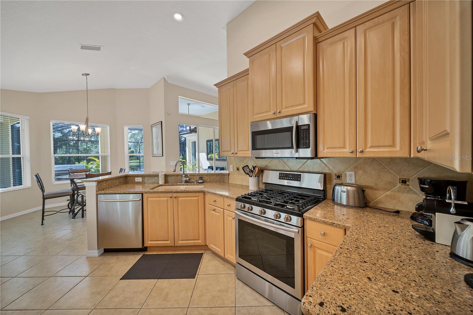 Image 7 of 26 For 7447 Edenmore Street