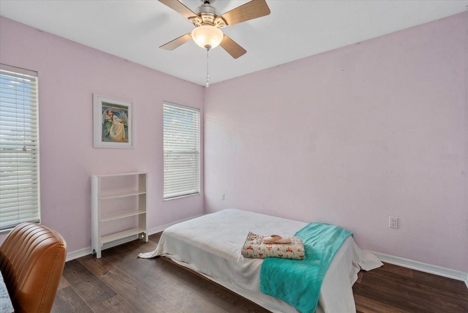 Image 17 of 35 For 816 Queen Palm Lane