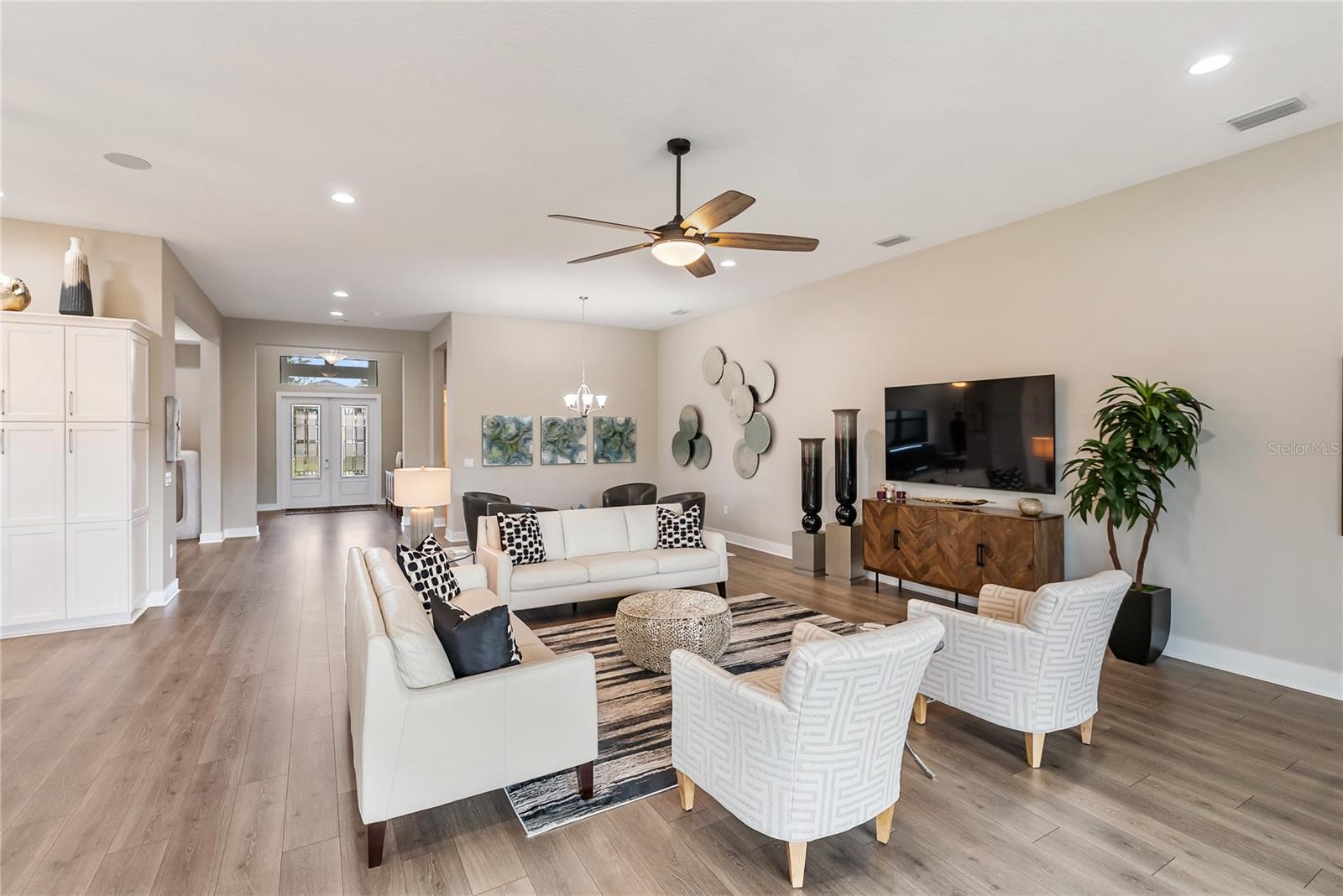 Image 8 of 75 For 9193 Bernini Place