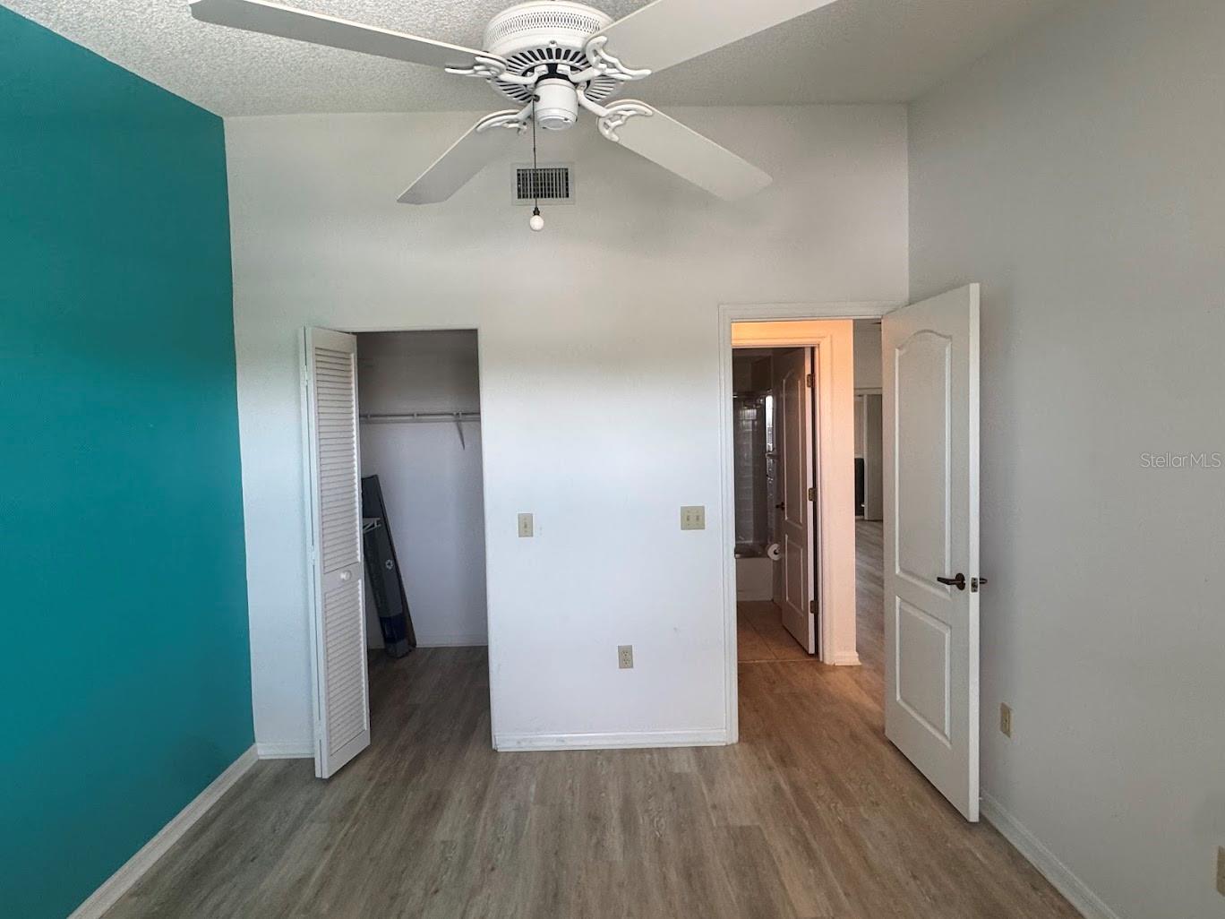 Image 18 of 20 For 7301 29th Avenue Drive W 310