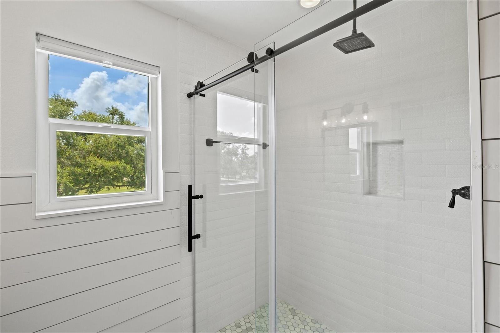 Image 33 of 92 For 5710 Vanderipe Rd
