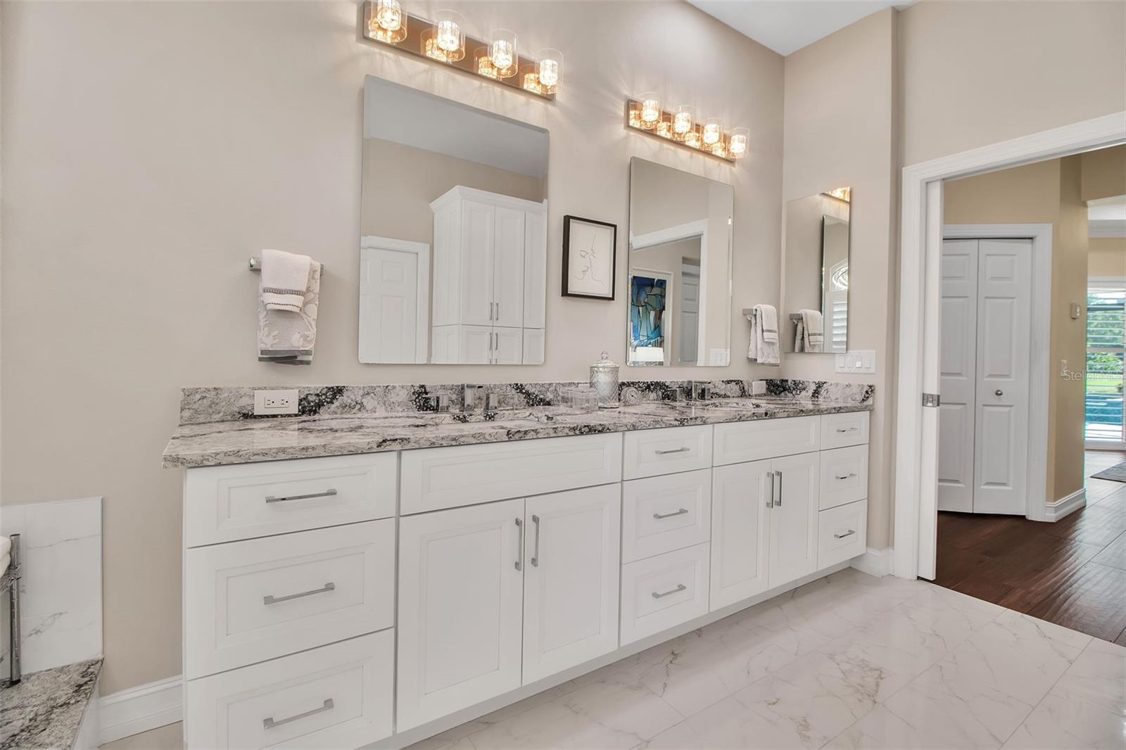 Image 42 of 100 For 462 Macewen Drive