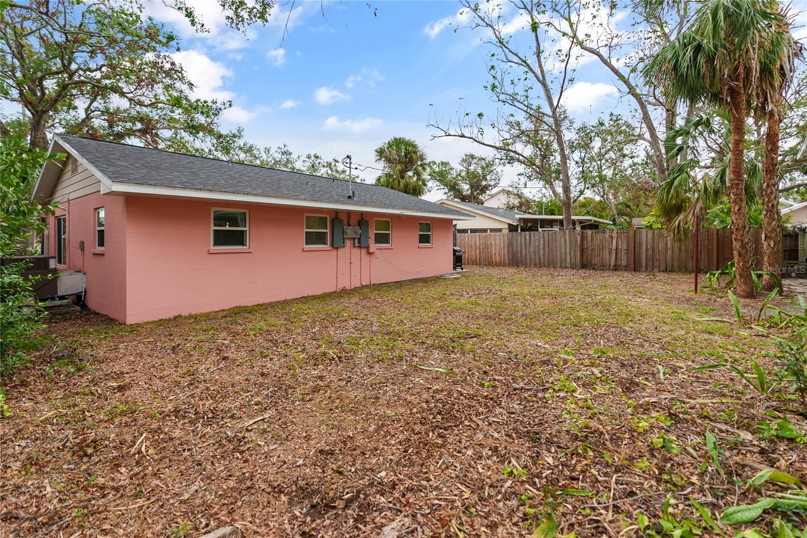 Image 34 of 44 For 974 Tennessee Lane