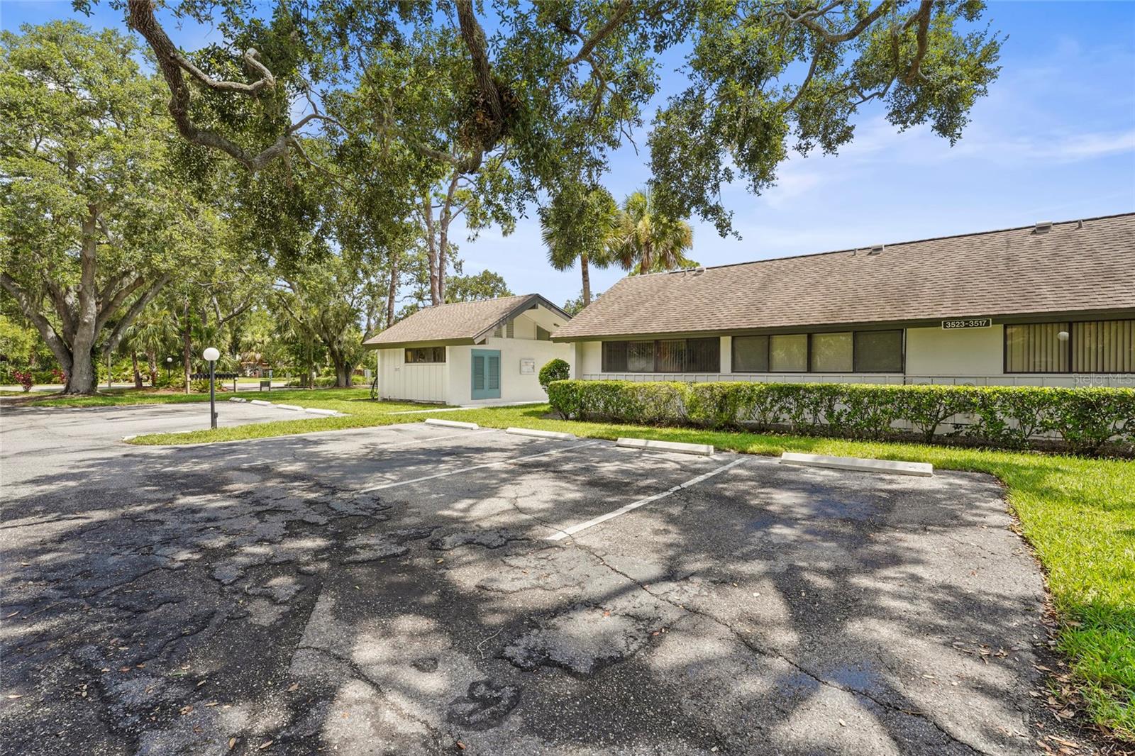 Image 12 of 60 For 3523 Longmeadow  12