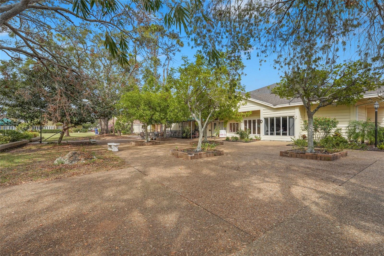 Image 42 of 60 For 3523 Longmeadow  12