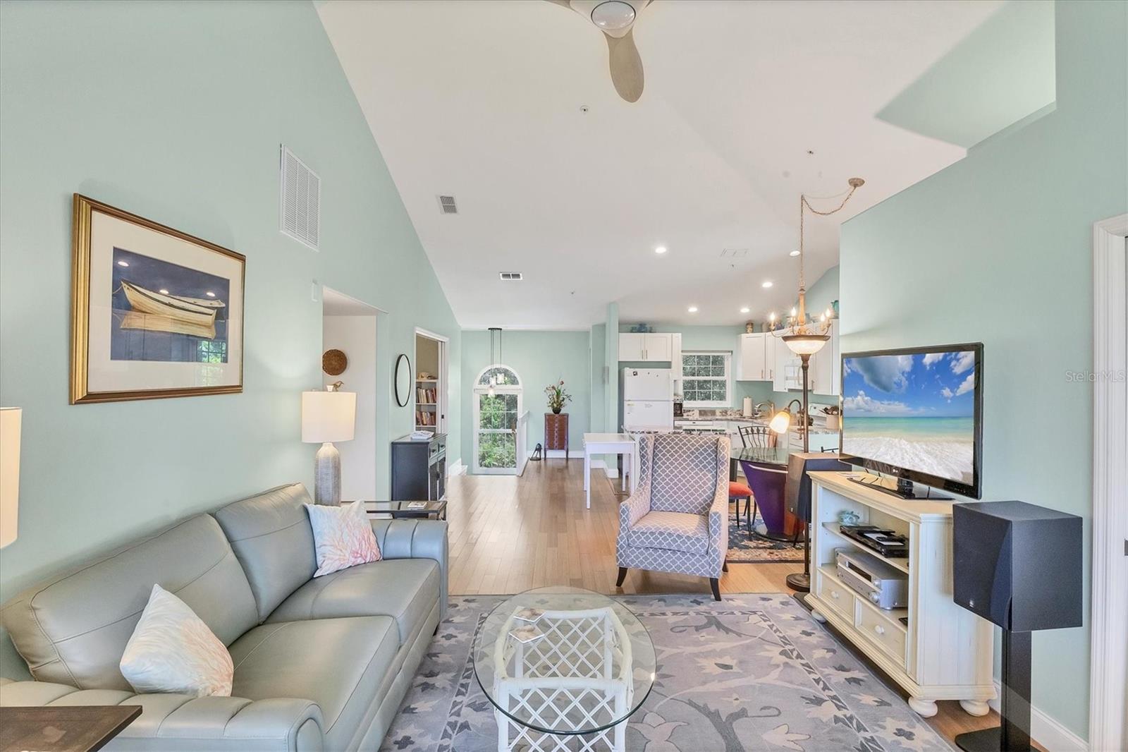 Image 5 of 47 For 8390 Wingate Drive 520