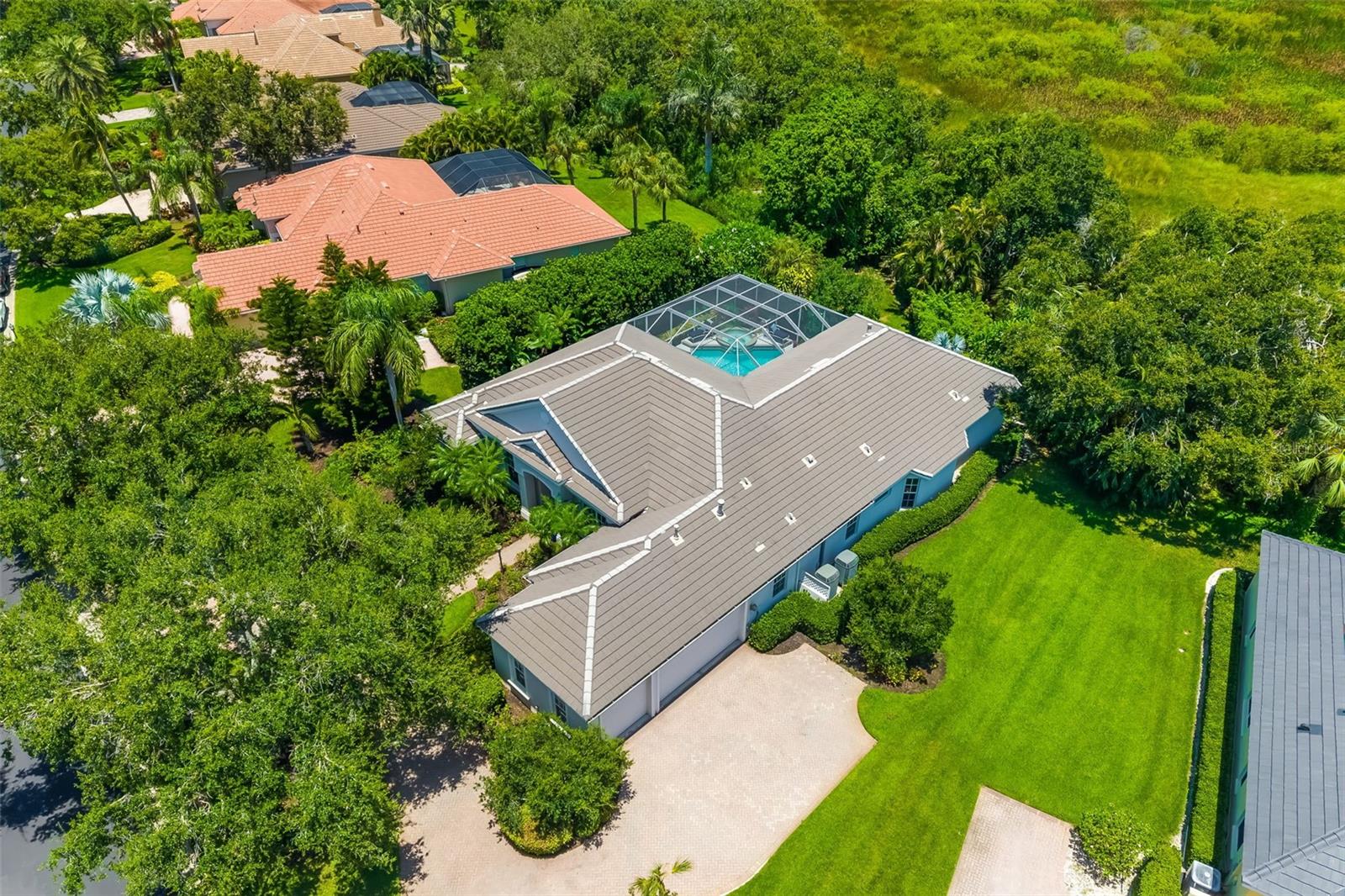 Image 11 of 71 For 8844 Bloomfield Boulevard