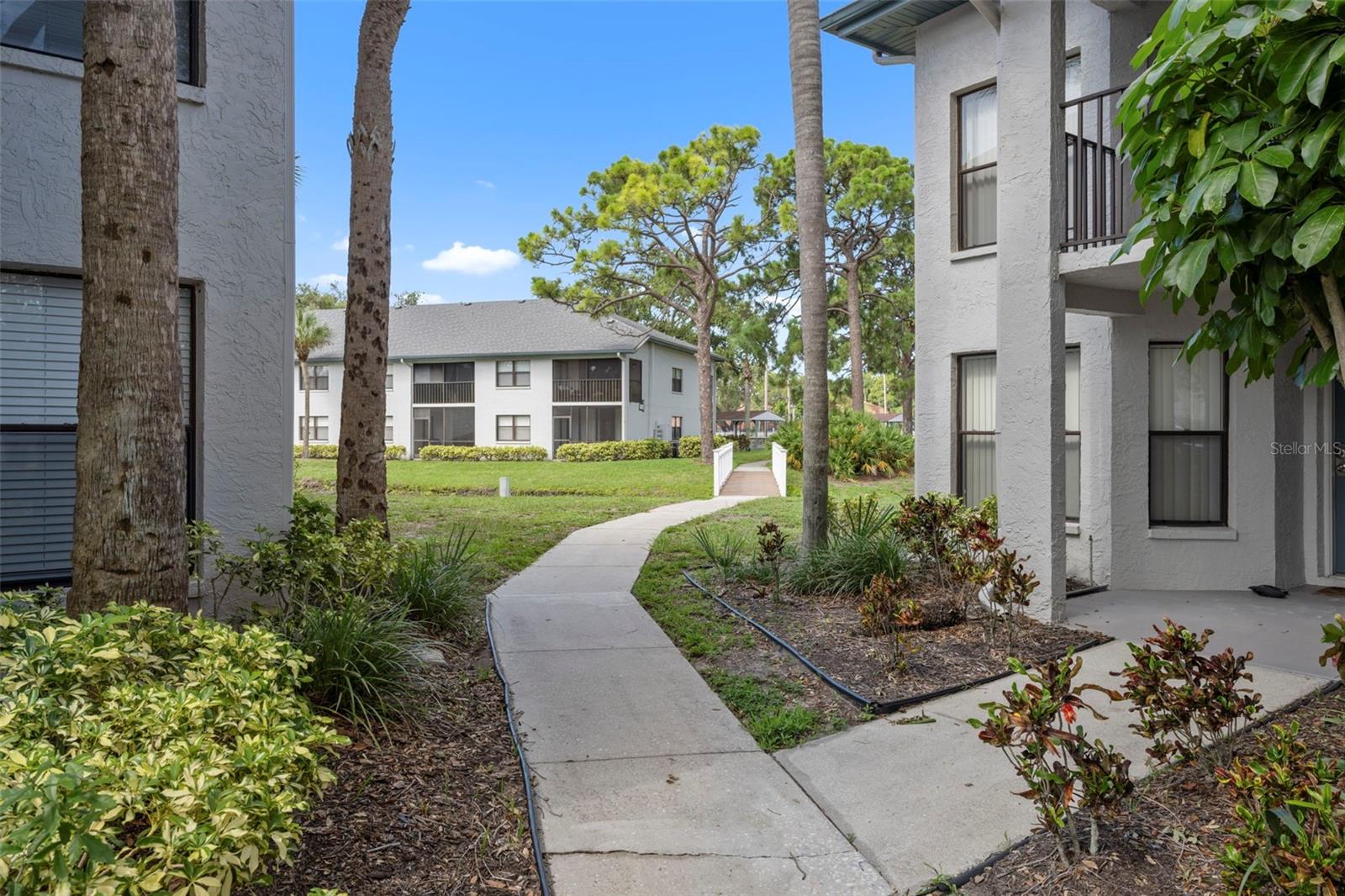 Image 3 of 30 For 4415 45th Avenue W 102