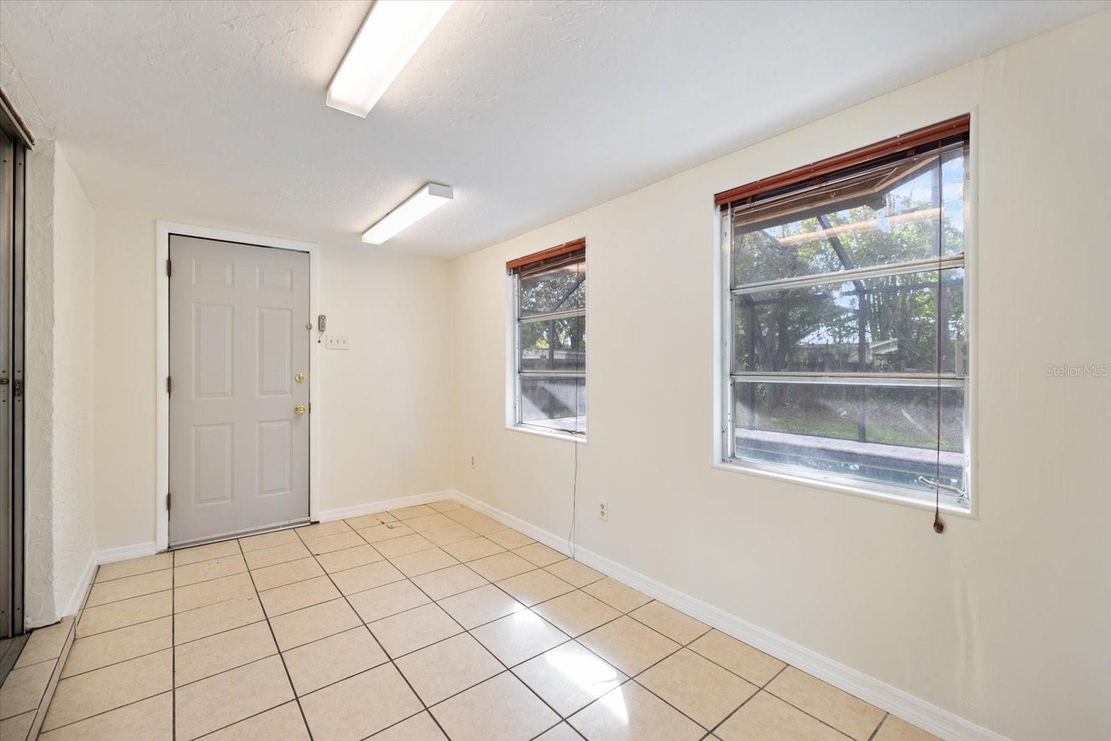 Image 21 of 44 For 2517 Amanda Drive
