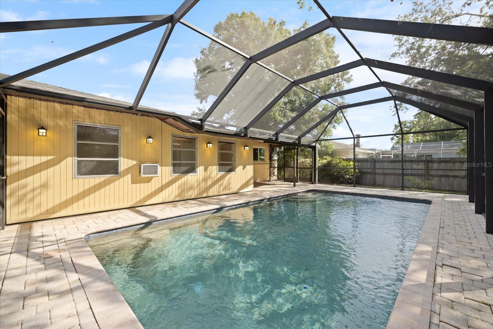 Image 38 of 44 For 2517 Amanda Drive