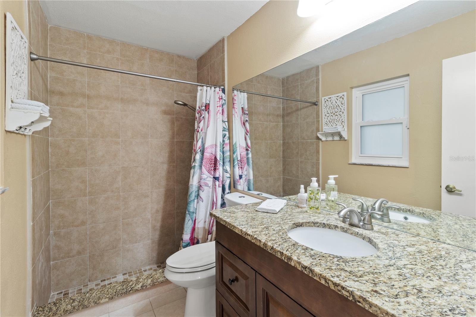 Image 32 of 56 For 8606 Gold Pine Drive