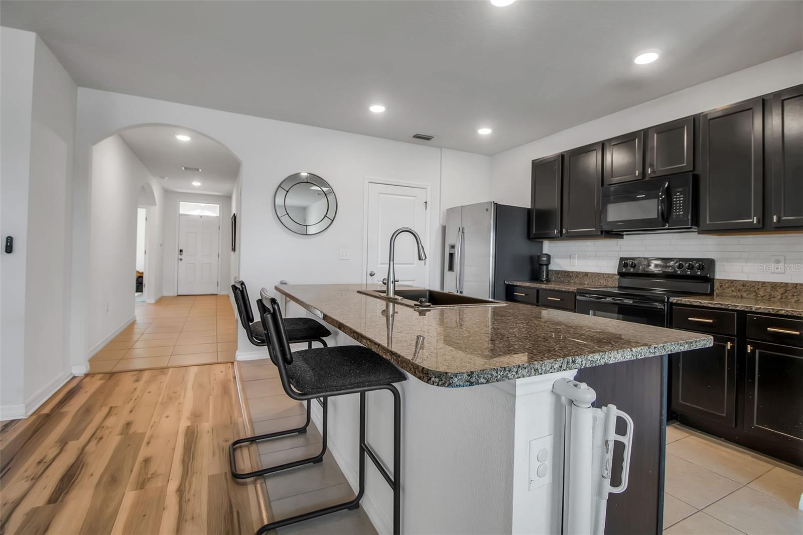 Image 10 of 49 For 362 Tierra Verde Way