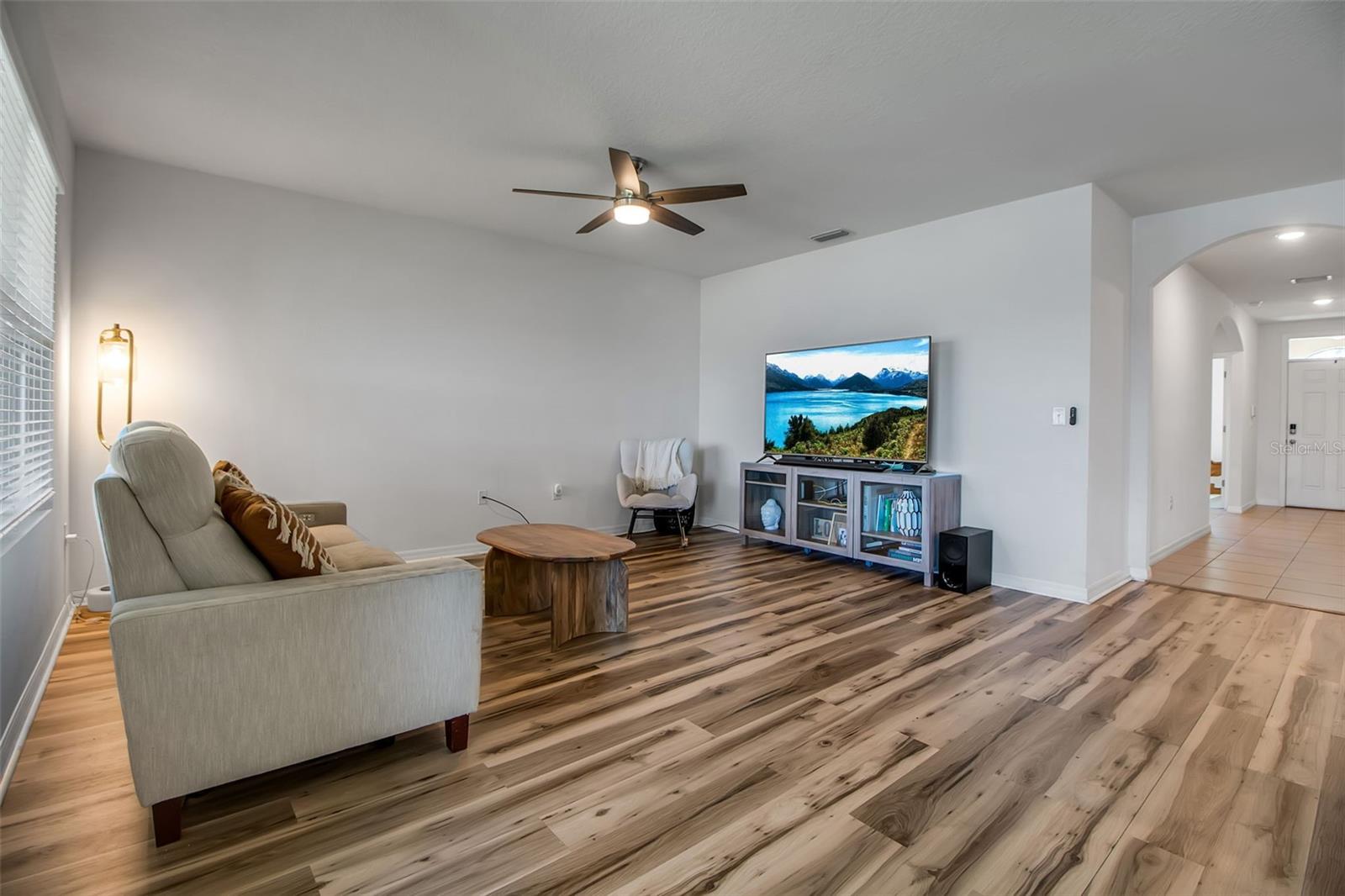 Image 16 of 49 For 362 Tierra Verde Way