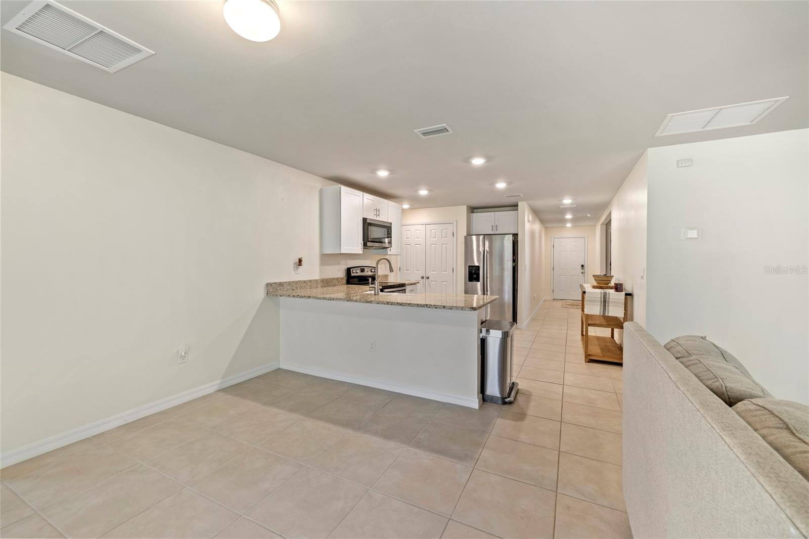 Image 12 of 30 For 24748 Rio Villa Lakes Circle