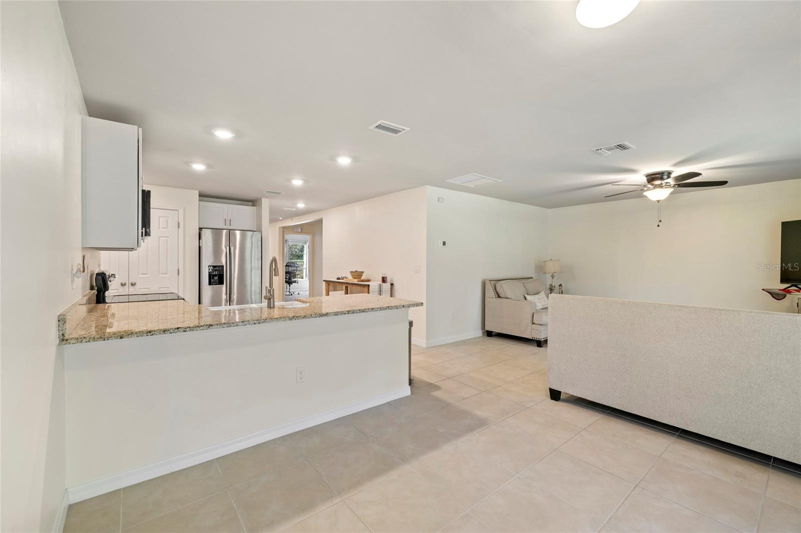 Image 13 of 30 For 24748 Rio Villa Lakes Circle