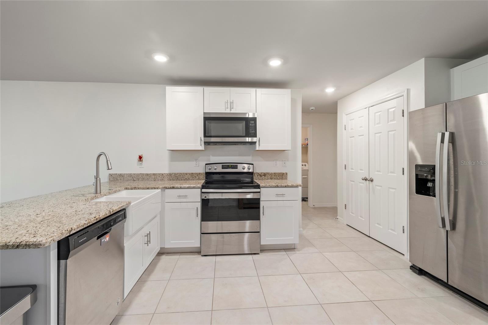 Image 14 of 30 For 24748 Rio Villa Lakes Circle