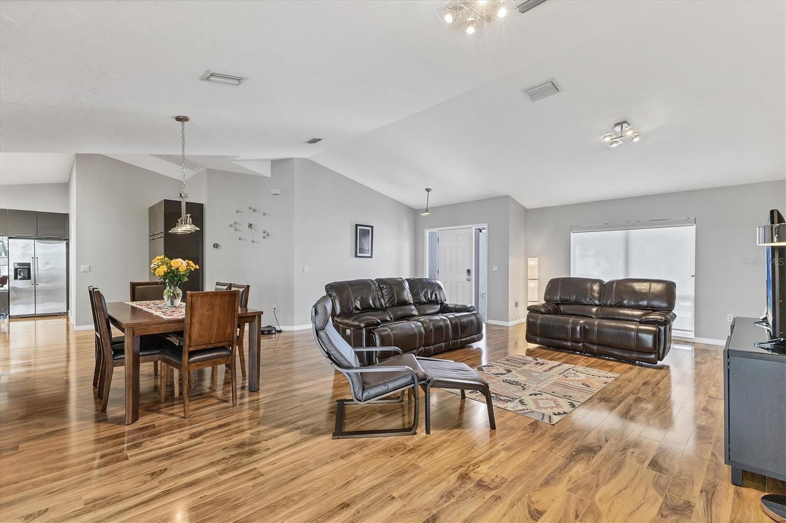 Image 7 of 37 For 4723 61st Avenue Drive W