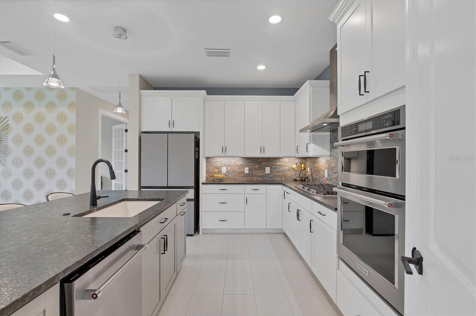 Image 14 of 70 For 17546 Northwood Place