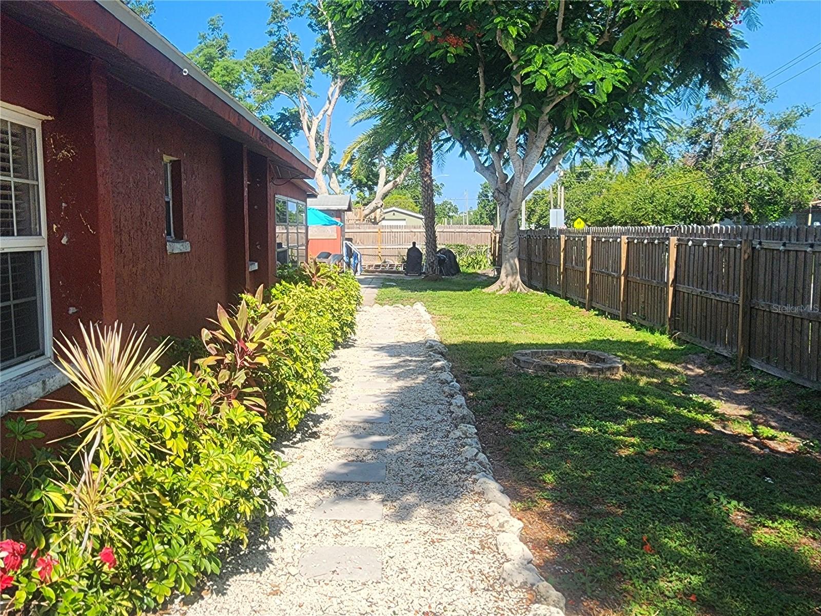 Image 23 of 24 For 3050 8th Street
