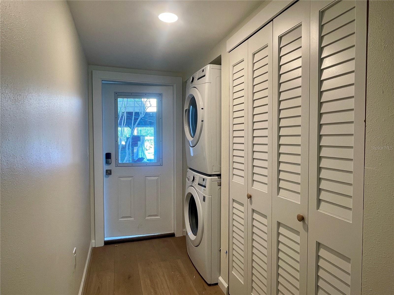 Image 6 of 30 For 6300 Flotilla Drive 71