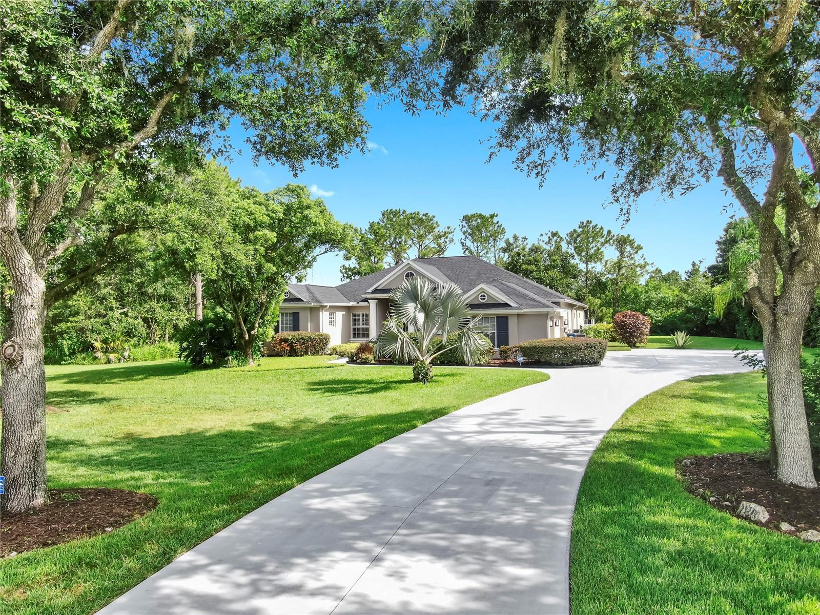 Image 13 of 63 For 21803 Deer Pointe Crossing