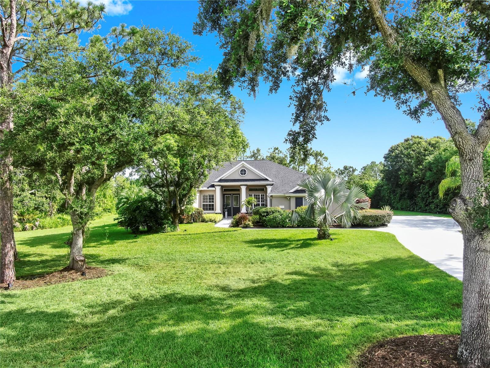 Image 14 of 63 For 21803 Deer Pointe Crossing