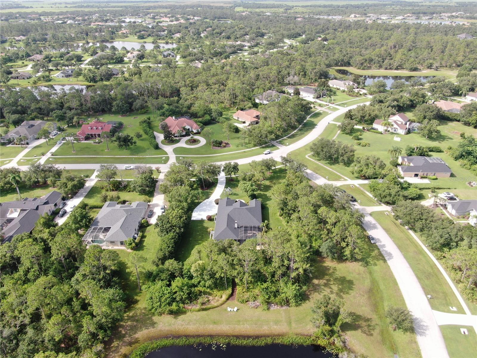Image 5 of 63 For 21803 Deer Pointe Crossing