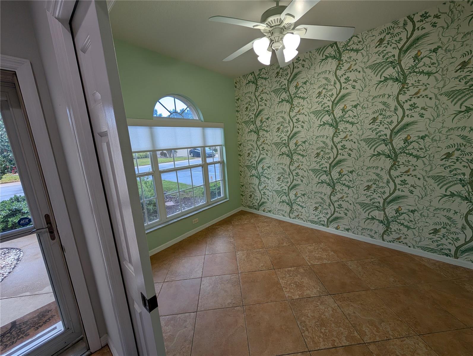 Image 7 of 20 For 2641 73rd Court W 124