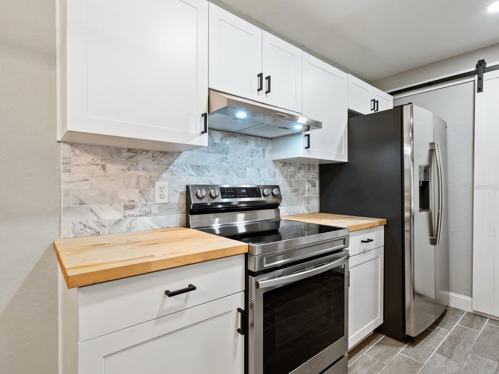 Image 13 of 36 For 7424 Vista Way 104