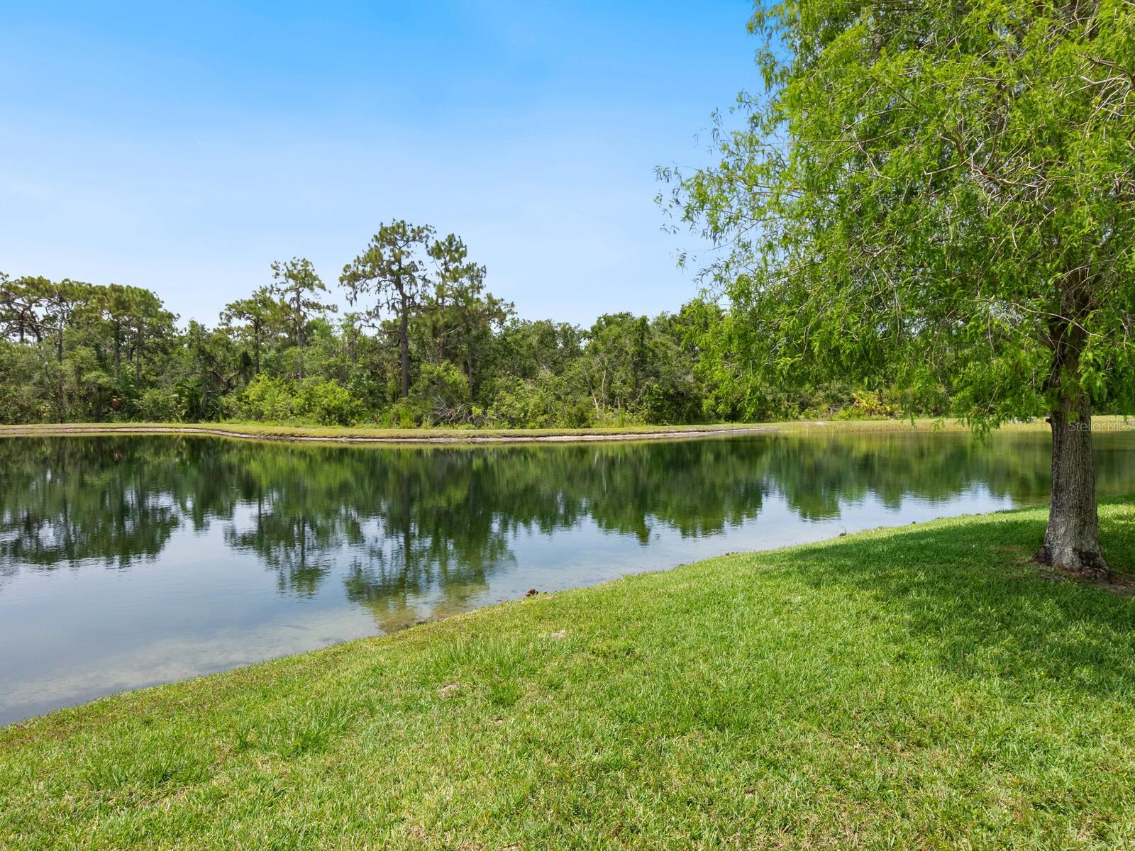 Image 34 of 36 For 7424 Vista Way 104