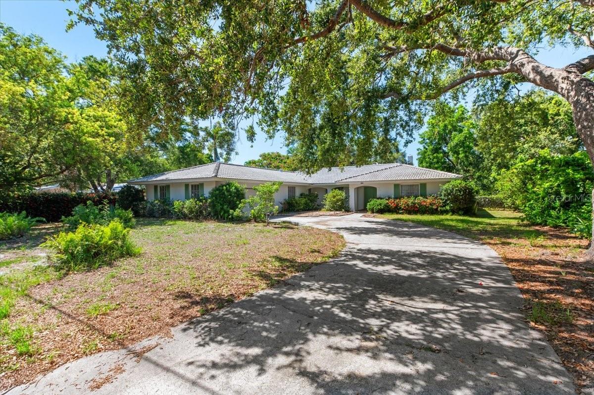 Details for 1735 Shoreland Drive, SARASOTA, FL 34239