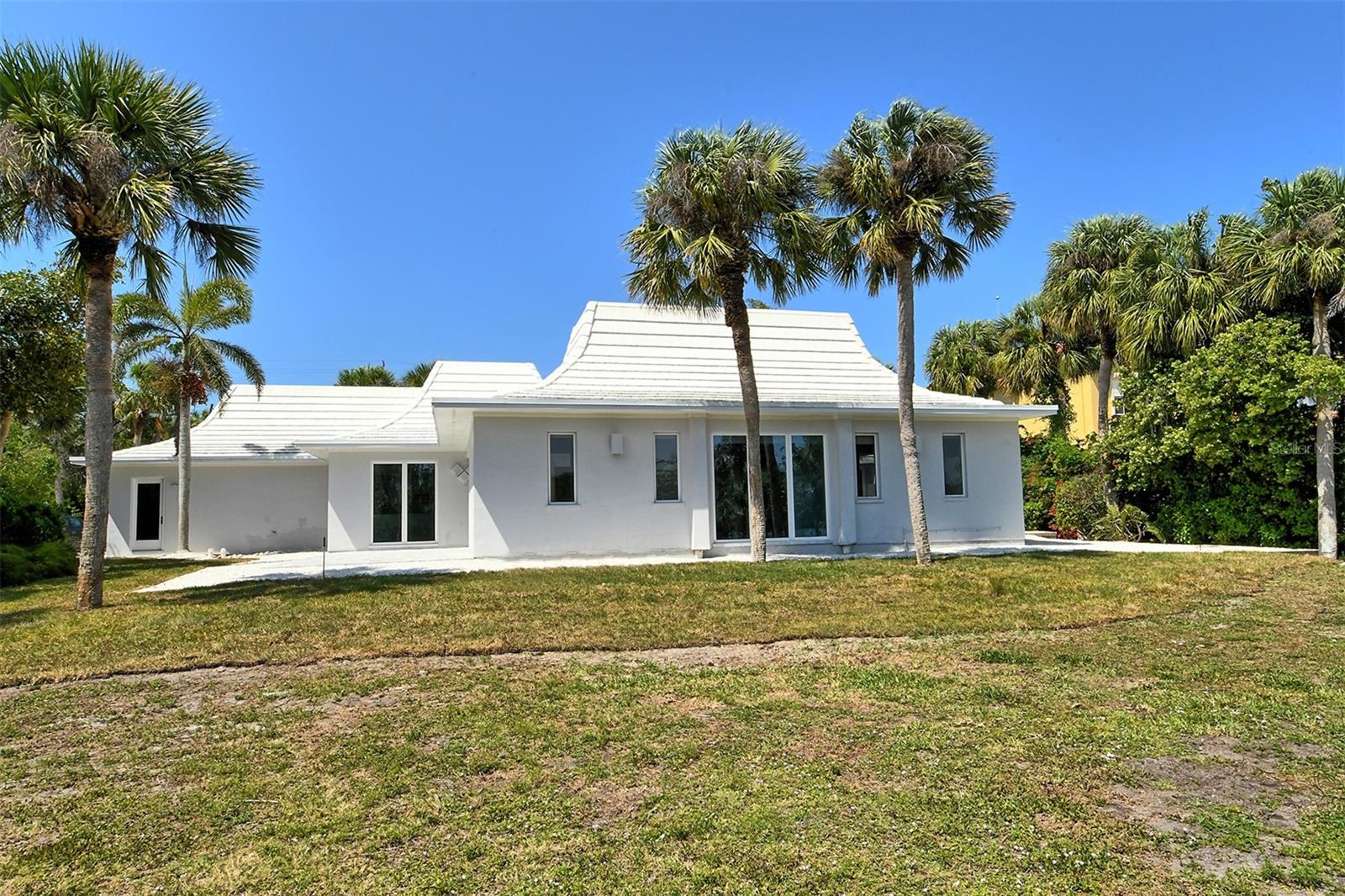 Image 38 of 43 For 2800 Casey Key Road