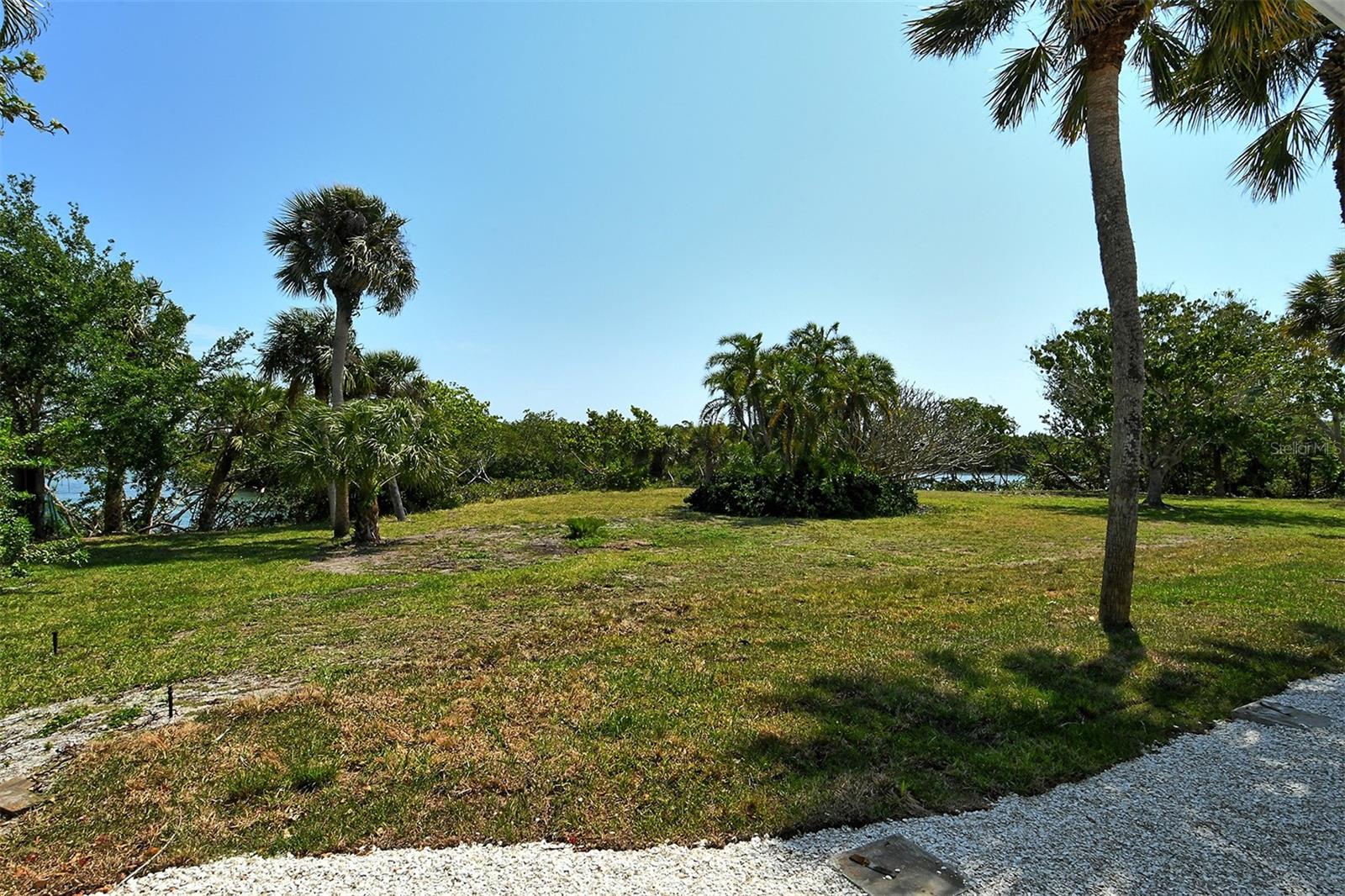 Image 39 of 43 For 2800 Casey Key Road