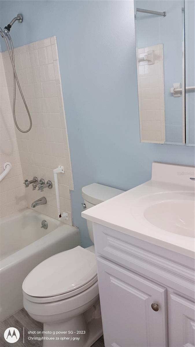 Image 10 of 18 For 5943 17th Street W A32