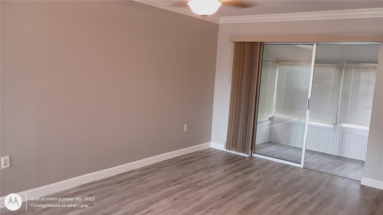 Image 5 of 18 For 5943 17th Street W A32