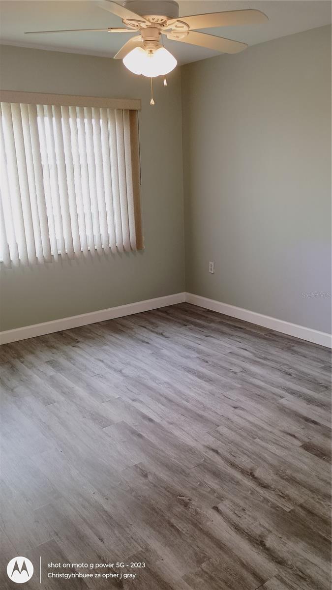 Image 8 of 18 For 5943 17th Street W A32