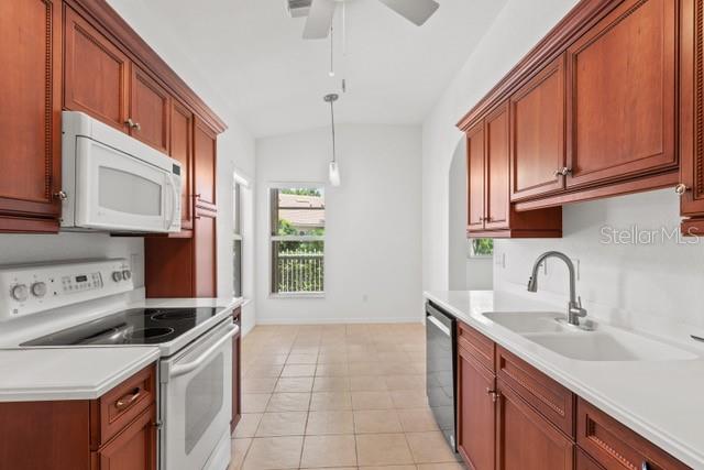 Image 11 of 43 For 920 Onager Court