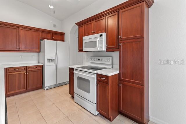 Image 14 of 43 For 920 Onager Court