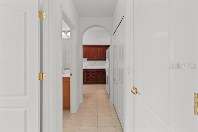 Image 24 of 43 For 920 Onager Court