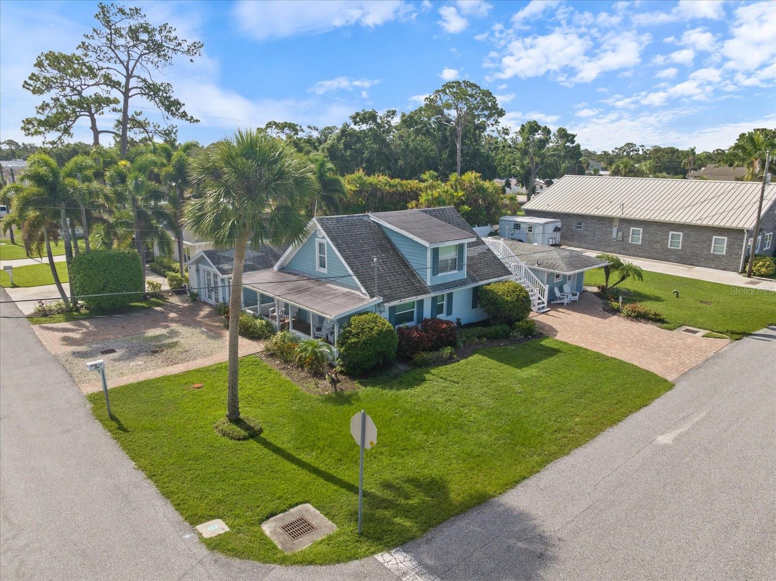 Details for 3504 Estrada Street, SARASOTA, FL 34239